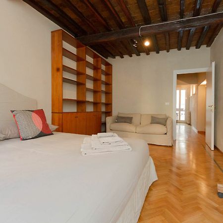 Navona Typical Apartment Рим Экстерьер фото